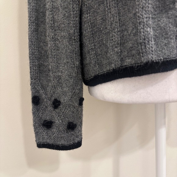 Deirdre McGuire Alpaca Wool Cardigan Gray Black Floral 3D Knit Ireland Cottage L - Picture 9 of 12